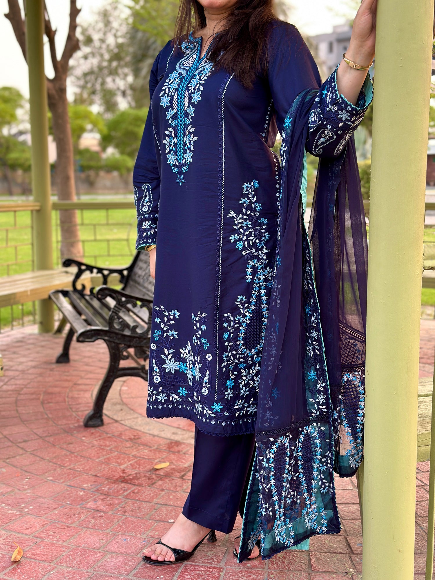 Pakeeza Embroidered - 3pc