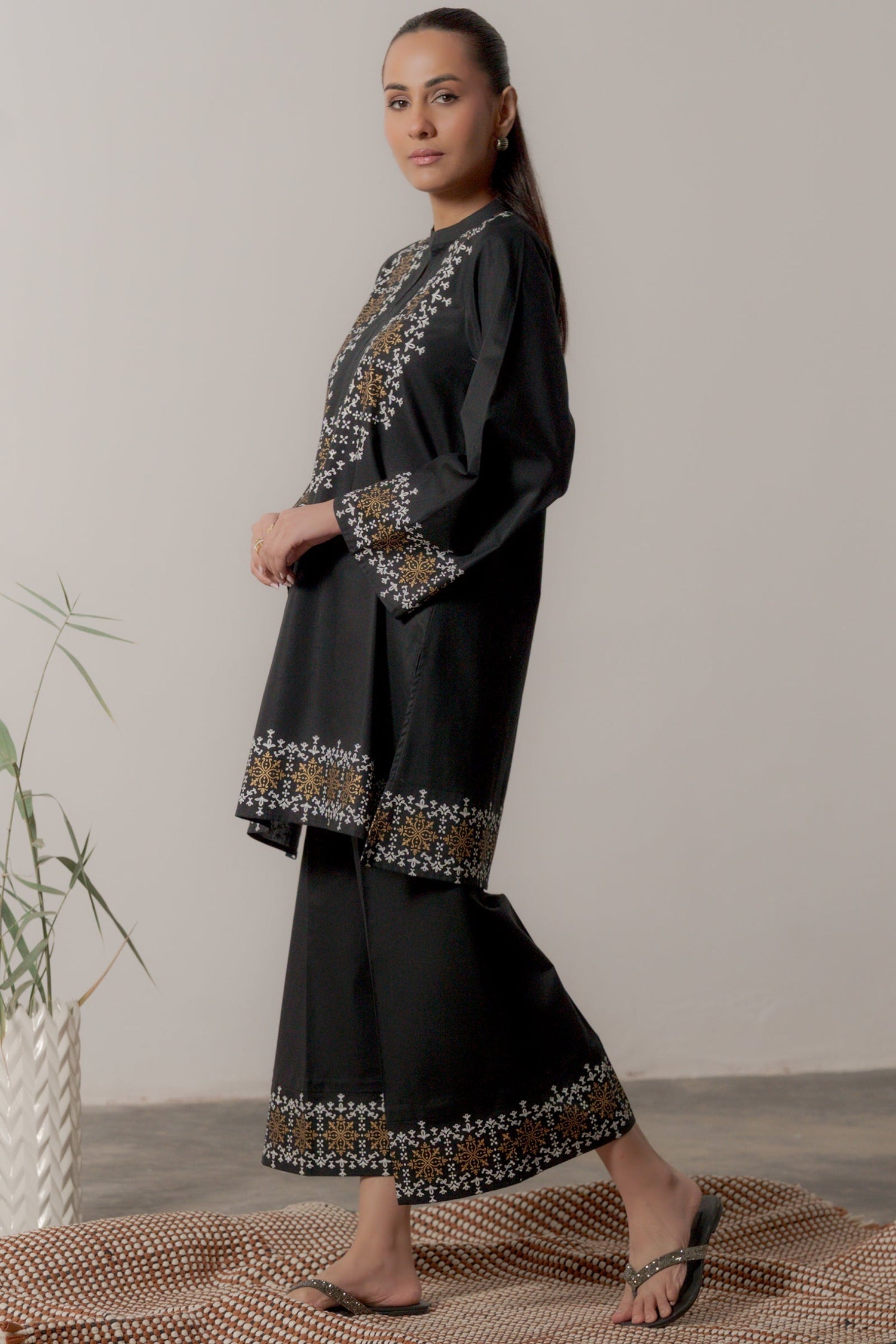 Premium Black Lawn 2-Piece Suit